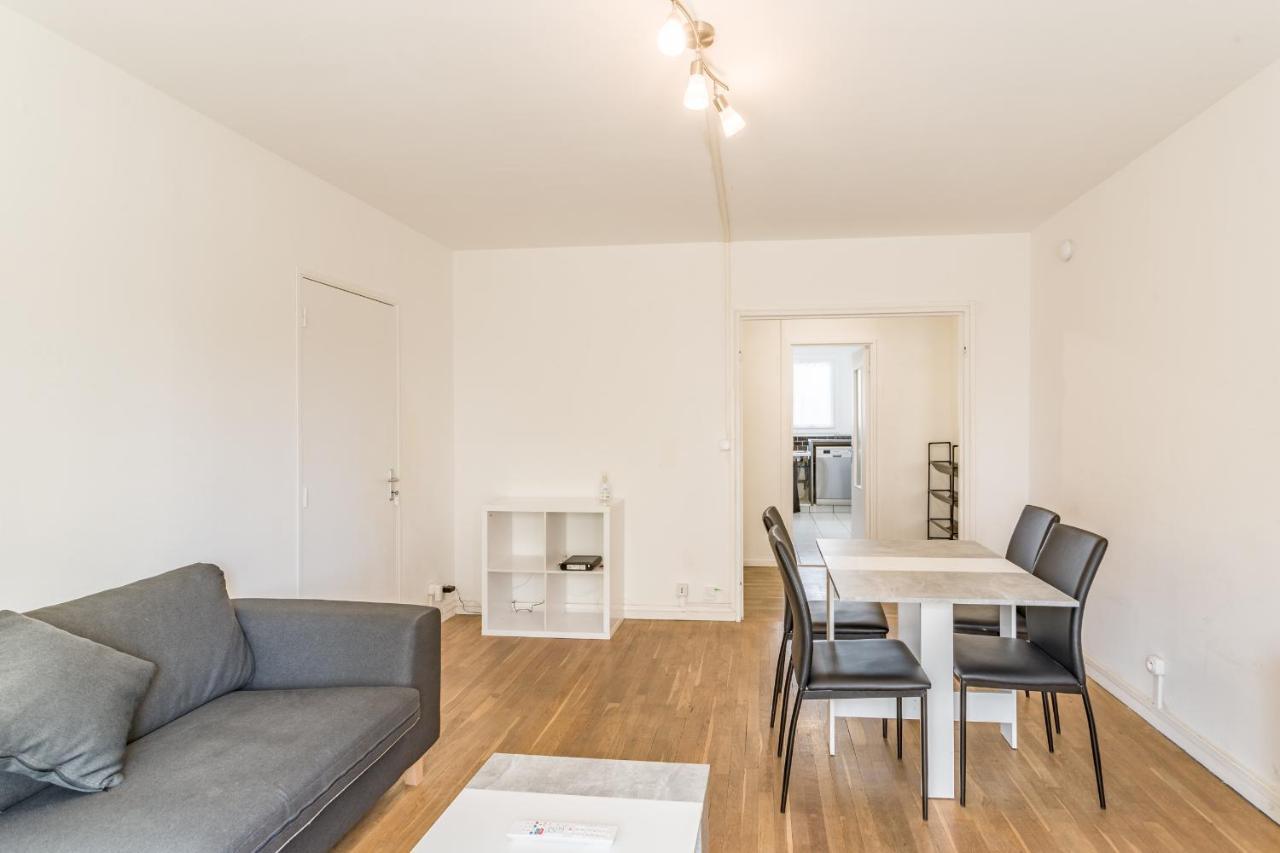 Spacieux Appartement - 6 Personnes - Parking Gratuit Saint-André-les-Vergers Kültér fotó