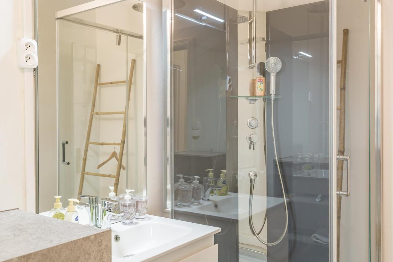 Spacieux Appartement - 6 Personnes - Parking Gratuit Saint-André-les-Vergers Kültér fotó