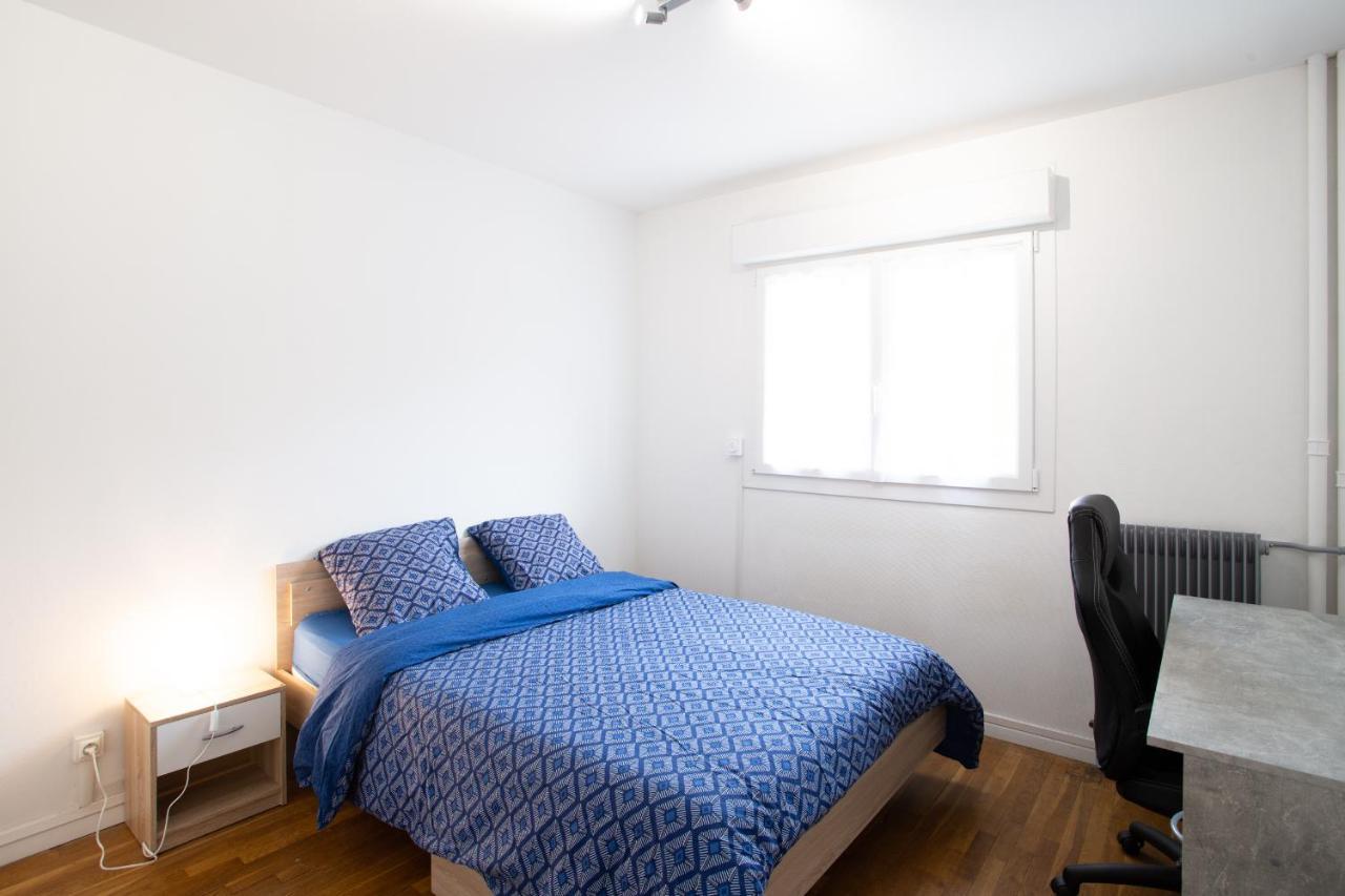 Spacieux Appartement - 6 Personnes - Parking Gratuit Saint-André-les-Vergers Kültér fotó